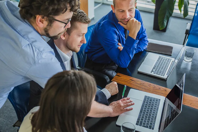 best-way-to-run-business-with-custom-software-development